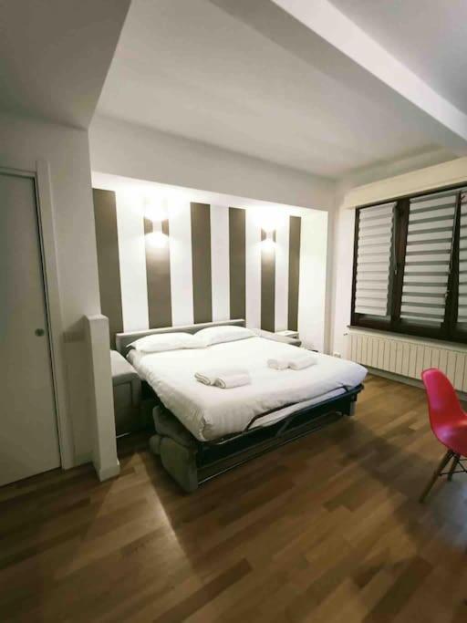 Bilocale Zona Bocconi-Navigli Villa Milan Bagian luar foto