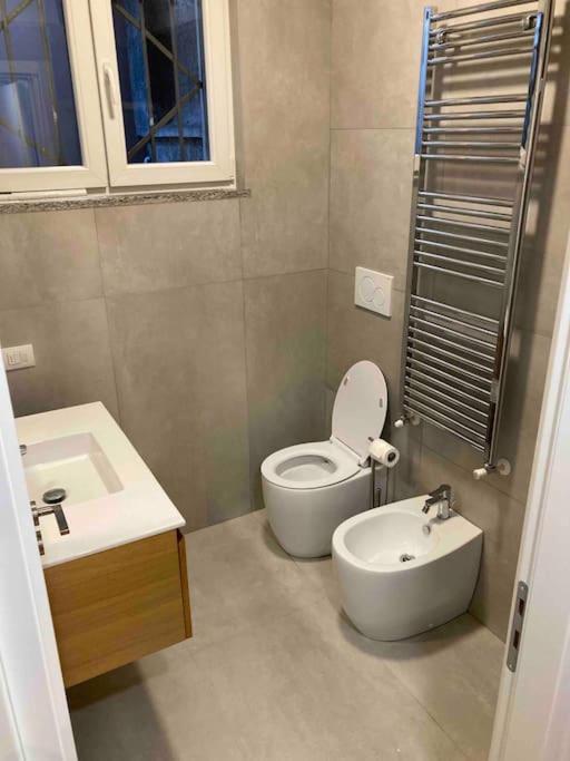 Bilocale Zona Bocconi-Navigli Villa Milan Bagian luar foto